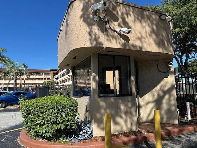 17000 NW 67th Ave #344 — Photo 3