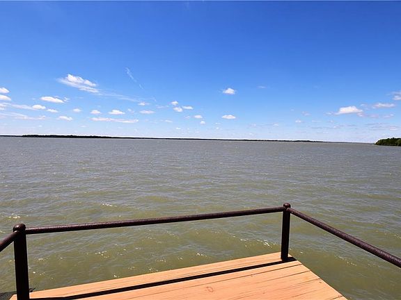 5th image of 144 Northshore Dr
