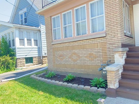 3rd image of 43 Andrews Ave #2/3