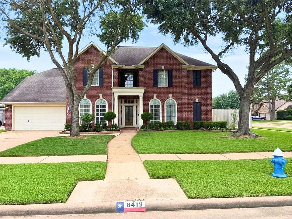 1st image of 8419 Castle Pond Ct