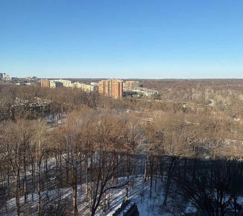 1st image of 5225 Pooks Hill Rd APT 1804N