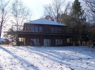 3669 Lakeview Rd, Ortonville, MI 48462