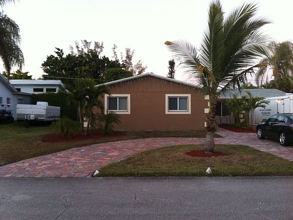 Front Driveway and Road