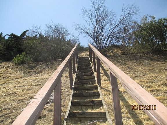 2nd image of 2923 Jane Ct