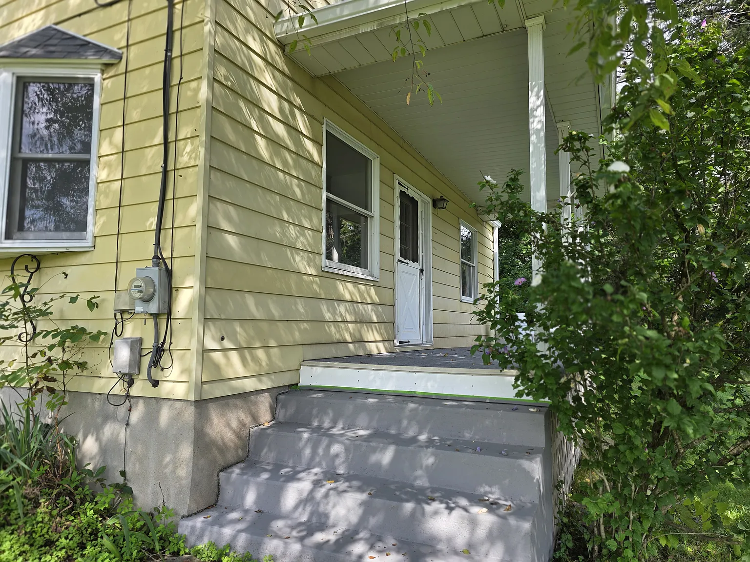 109 St Paul Lane — Photo 2