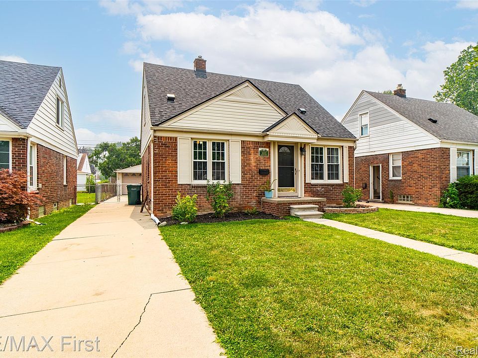 1st image of 18223 Audette St