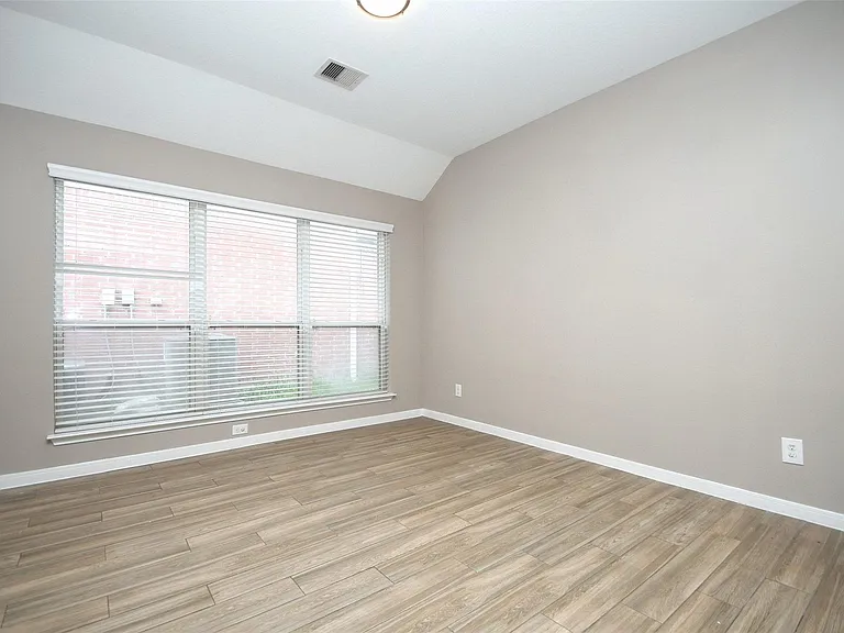 4915 Ibis Lake Ct — Photo 34