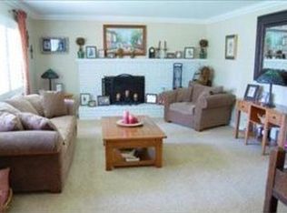 1760 N 2nd Ave, Upland, CA 91784