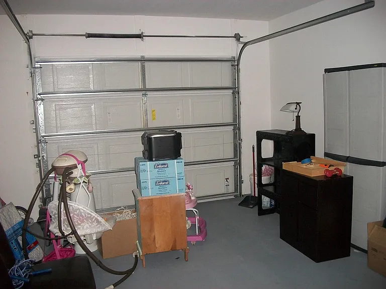 428 NE 16th Pl #4 — Photo 16