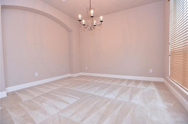1st image of 625 Crane Canyon Pl
