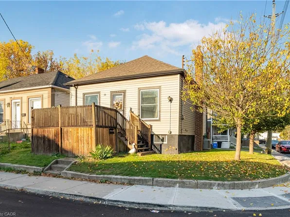 35 Douglas Ave, Hamilton, ON L8L 5P7