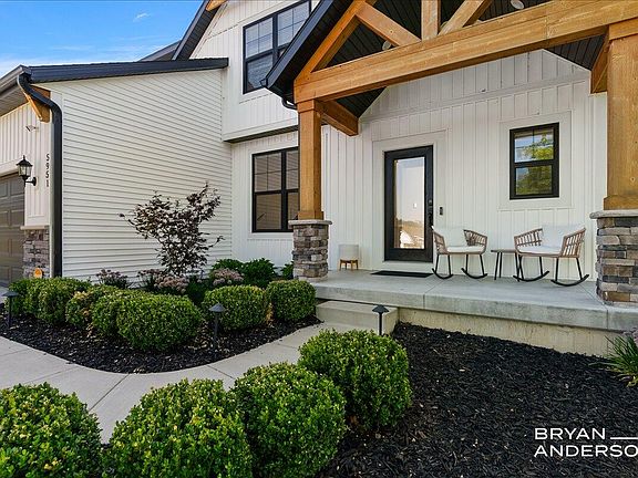 5th image of 5951 Golden Hollow Dr SE