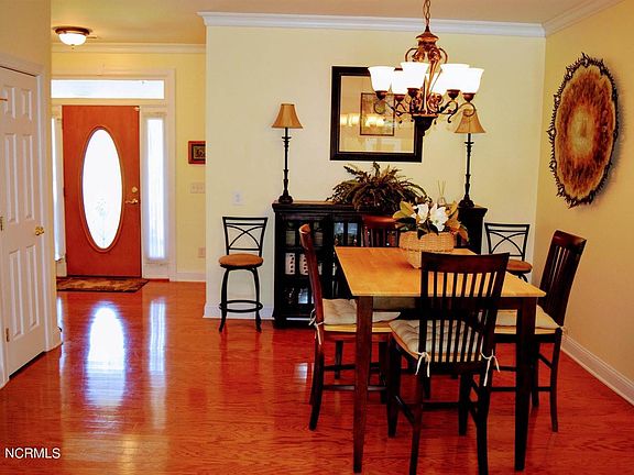 4th image of 1120 Veranda Ct