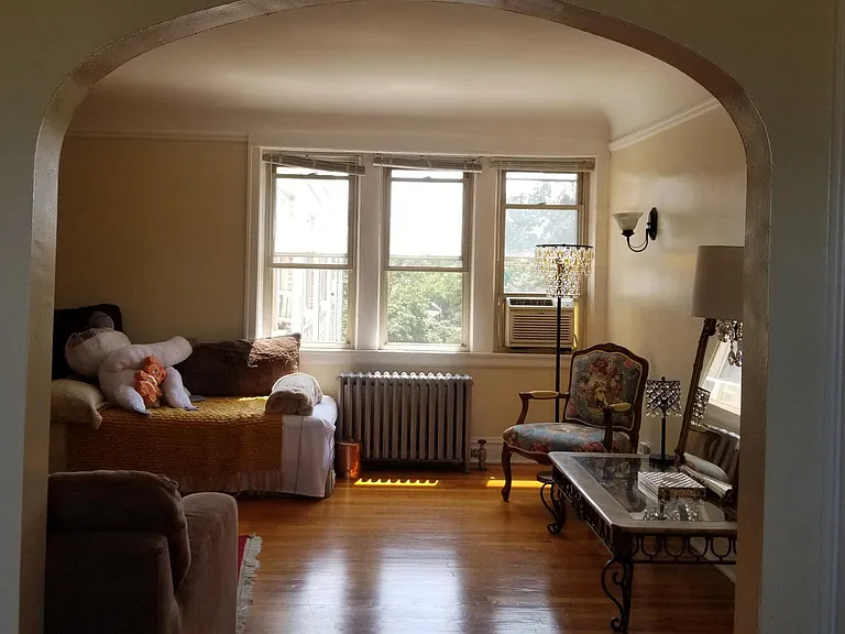4616 Washington St #2 — Photo 4