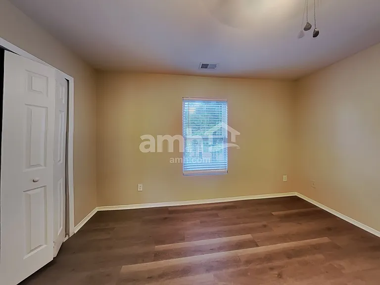 1717 Cabarrus Crossing Dr — Photo 14