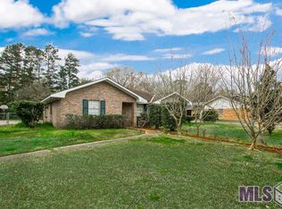 5943 Landmor Dr, Greenwell Springs, LA 70739