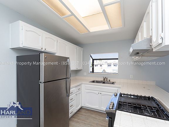 4th image of 4435 Mississippi St #11106462