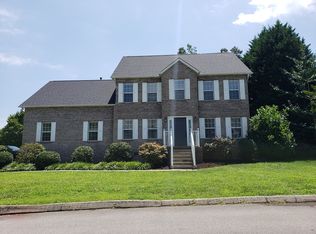 2517 Cedar Hurst Ln, Knoxville, TN 37932