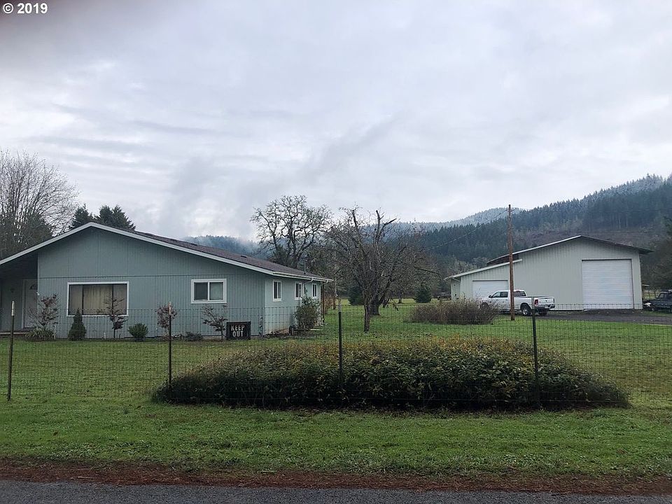 1st image of 82243 Hillview Dr