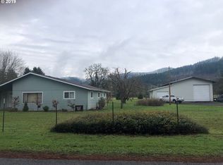 82243 Hillview Dr, Creswell, OR 97426