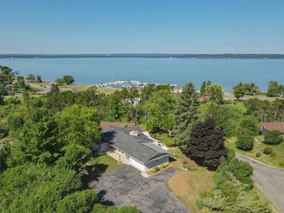 3740 Crest Haven Ln, Williamsburg, MI, 49690