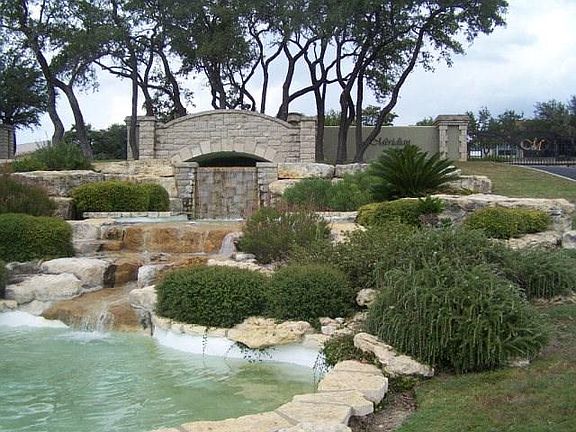 3rd image of 1910 Chateau Ln