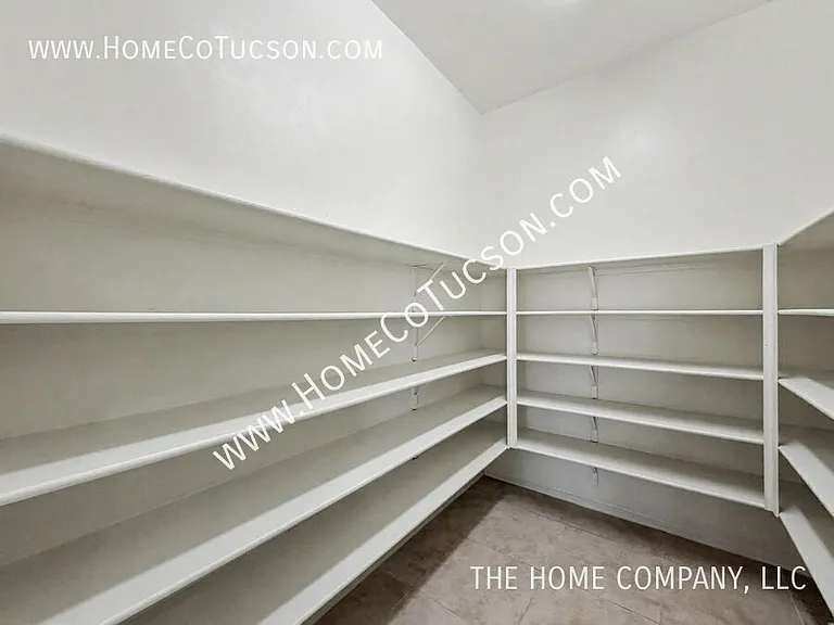 38628 S Running Roses Ln — Photo 12