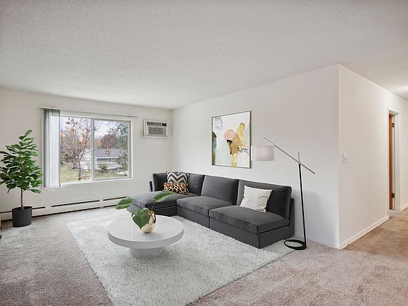 4th image of 6904 10th St N #6906-201