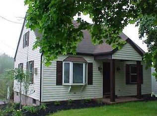 1334 Valley Rd, Tamaqua, PA 18252