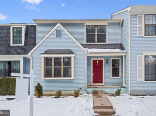 50 Aldridge Ct, Sterling, VA 20165