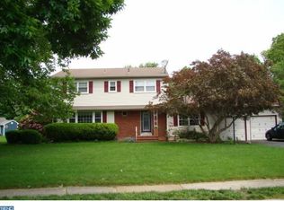 5 Michele Ct, East Windsor, NJ 08520