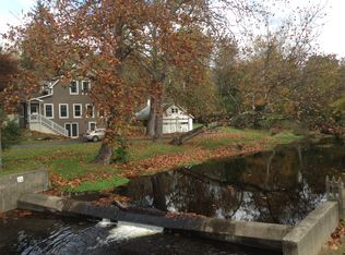 233 Pequest Rd, Andover, NJ 07821