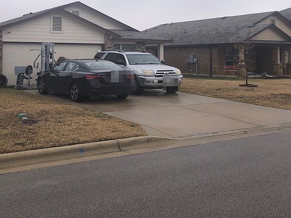 3rd image of 6329 Stonehaven Dr