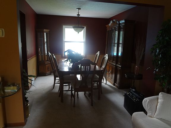 5th image of 4000 Canterbury Dr