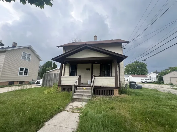 1320 Swift Ave, Sheboygan, WI 53081