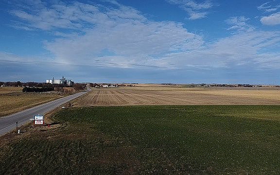3rd image of County Road 10 Sunburst Ln