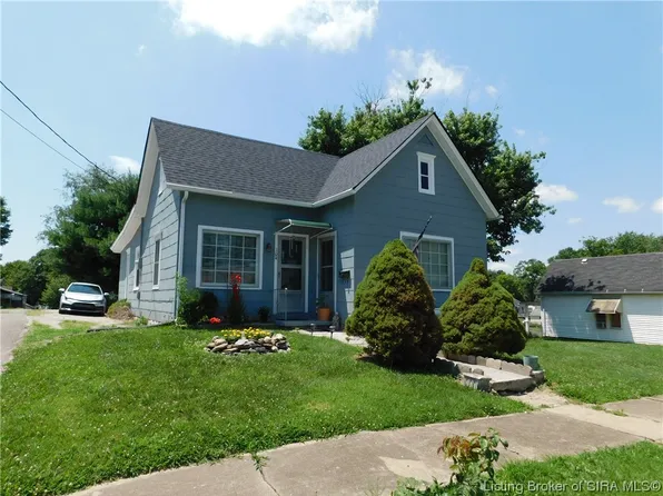 104 N Shelby Street, Salem, IN 47167