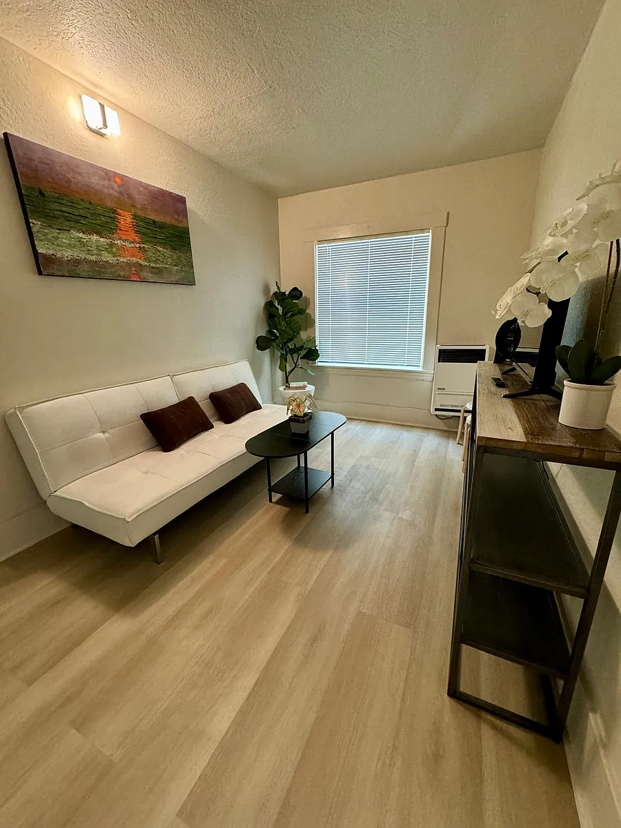Building Photo - 2030 Bancroft Way #1