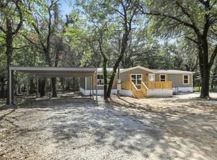 131 Kelly Ct, Azle, TX 76020