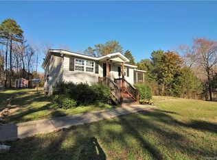 5576 Cypress Rd, Lake Wylie, SC 29710