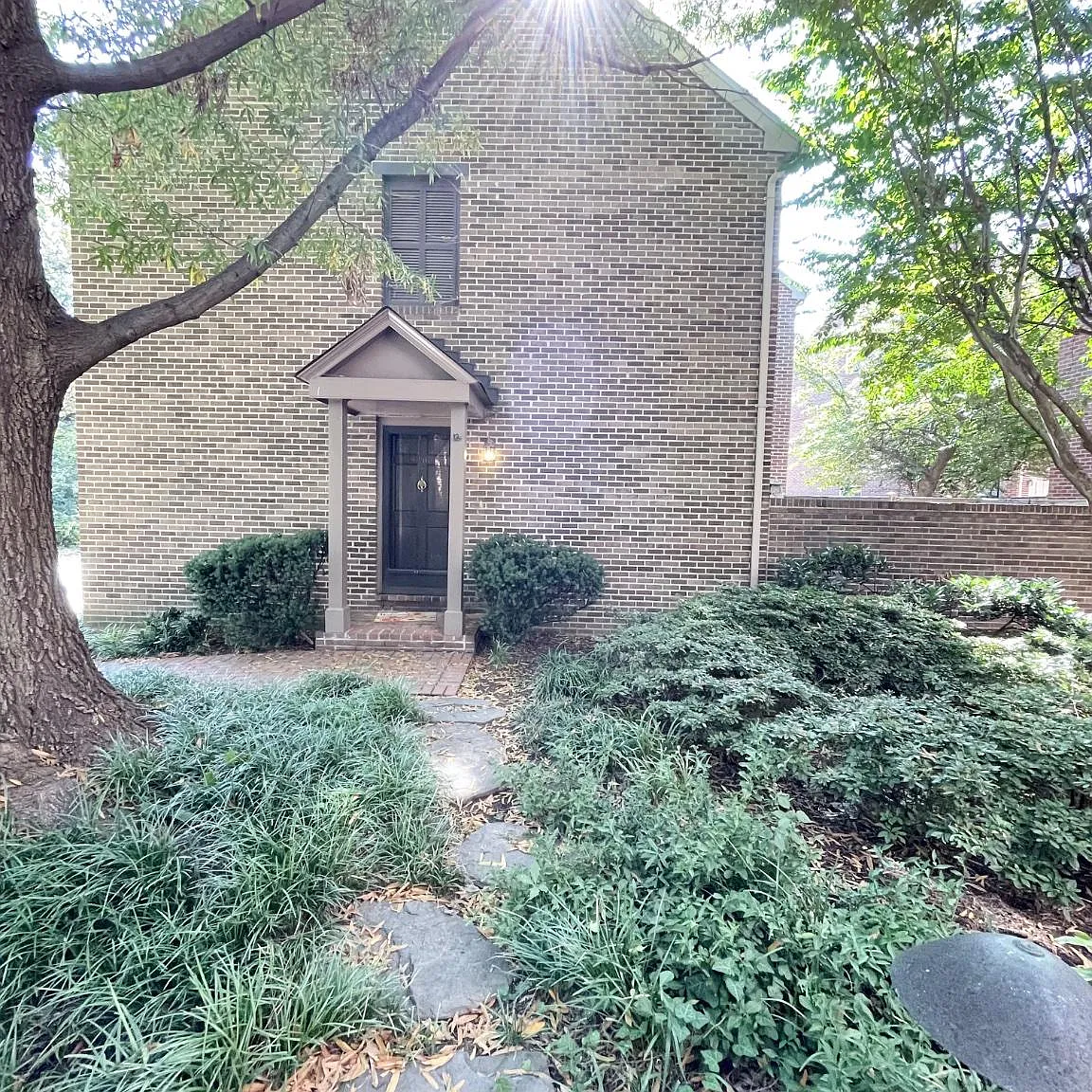 2 bed, 1.5 bath, 972 sqft, $3,475 — Photo 1