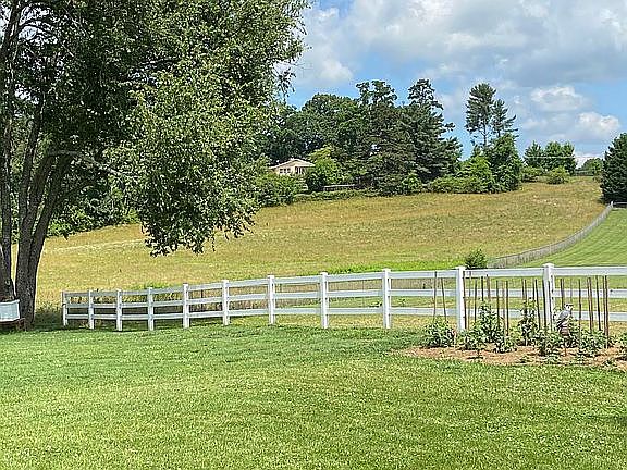Rear view; open countryside 