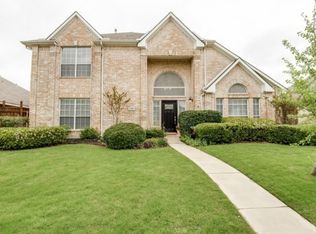 4240 Oak Grove Dr, Carrollton, TX 75010