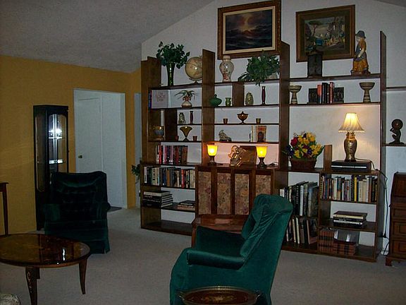  Another view of living room showing great wall-shelf area.  Can be removed, if preferred.