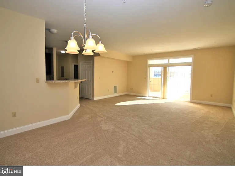 1665 Kenton Rd #101 — Photo 9