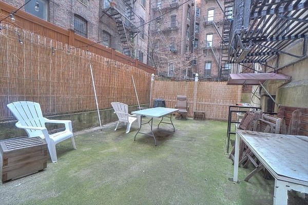 1st image of 205 W 91st St APT 1B