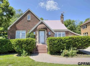 4824 S 13th St, Omaha, NE 68107