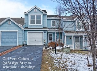 6 Sandra Ln, Rensselaer, NY 12144