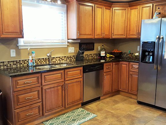 3rd image of 3030 Sage Ln