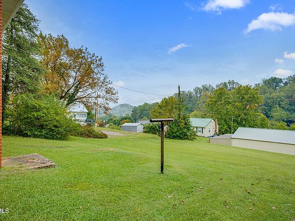 5th image of 286 Wilmeth St